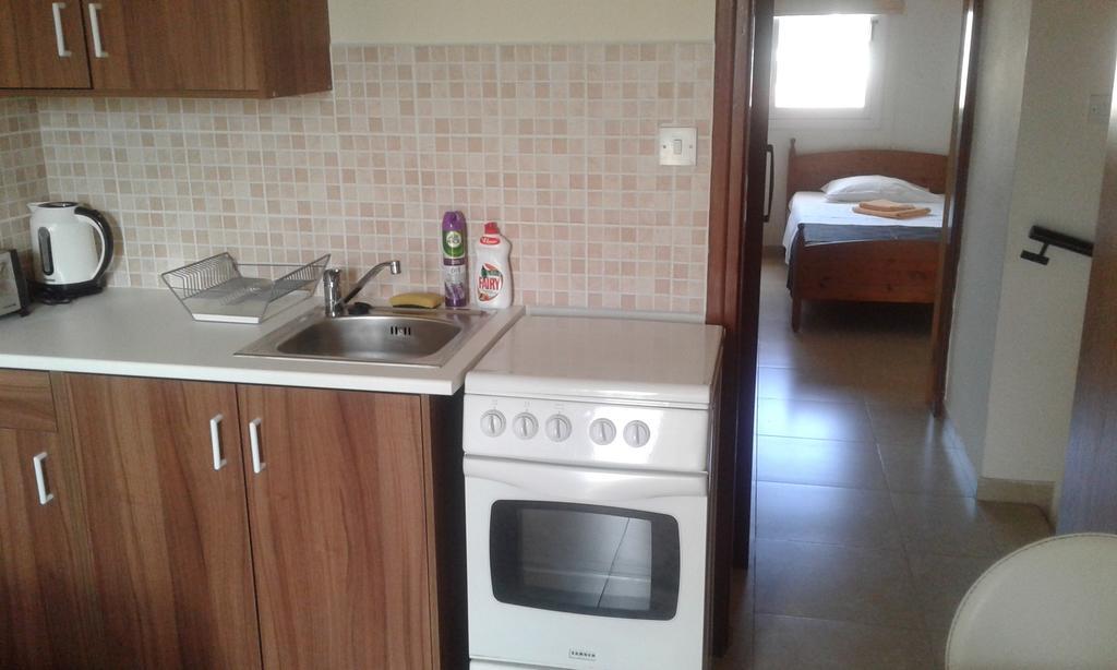 Savva Complex Appartement Larnaca Buitenkant foto